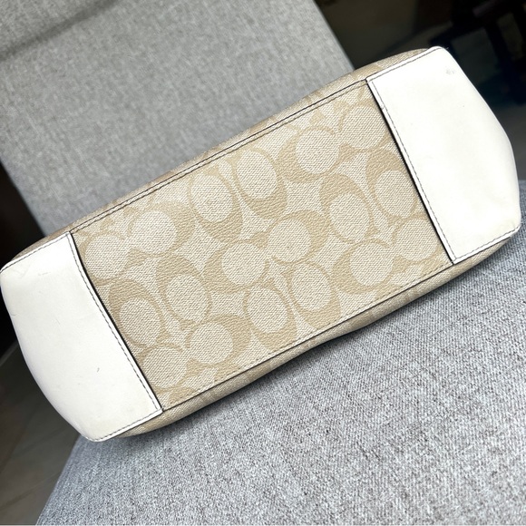 Coach Zip-Top Tote Shoulder Handbag w/ Free Wallet - Picture 7 of 14